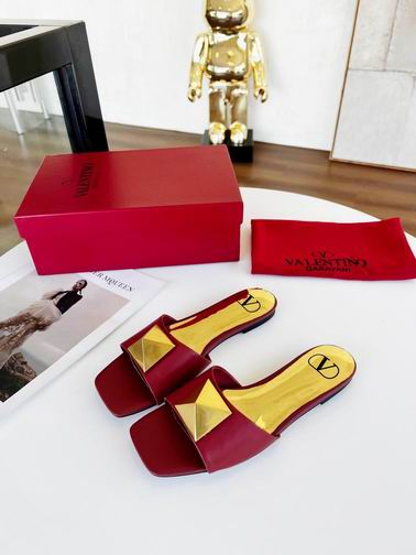 Valentino sz35-43 mnh0305 (1)